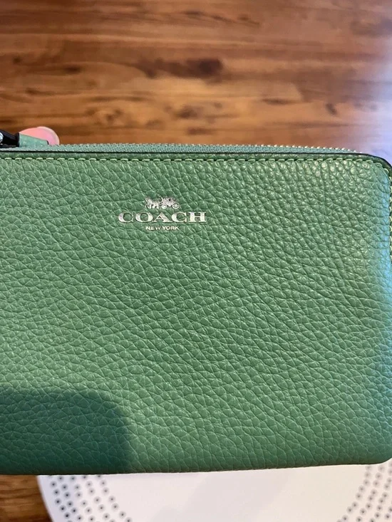 Coach Green Pebbled Leather Wristlet - Picture 2 of 7